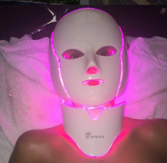 LED Light Therapy At Home The Best Anti-Aging Trick